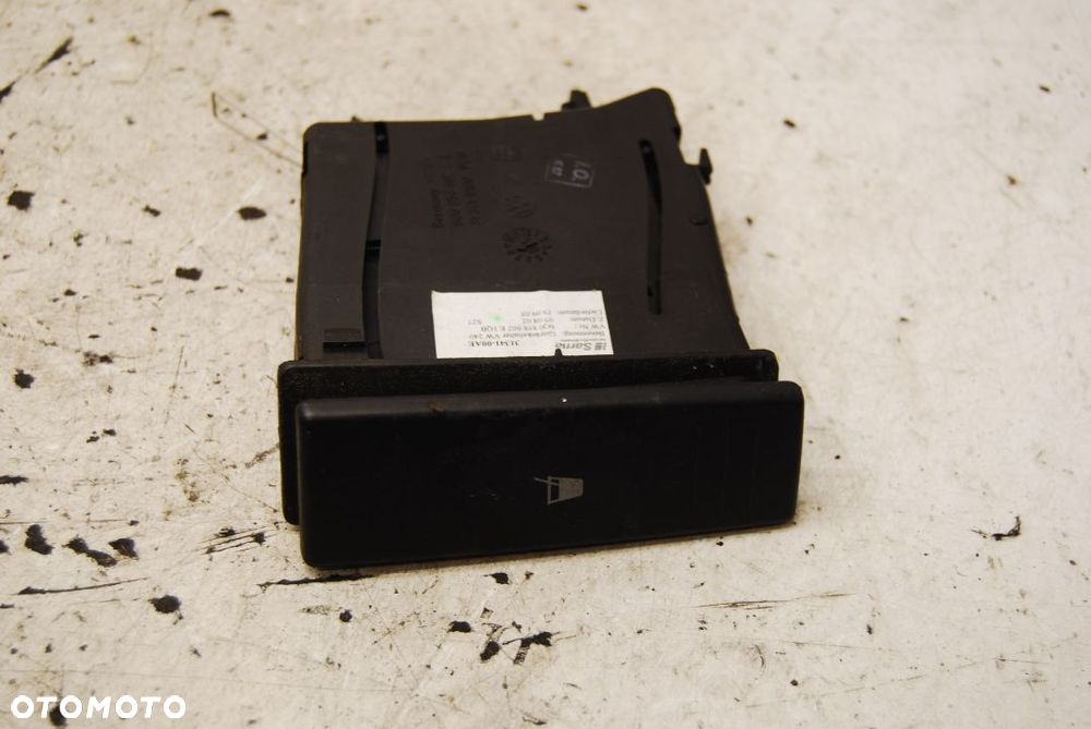UCHWYT NA KUBEK 6Q0858602E VW POLO IV 01-09 - 1