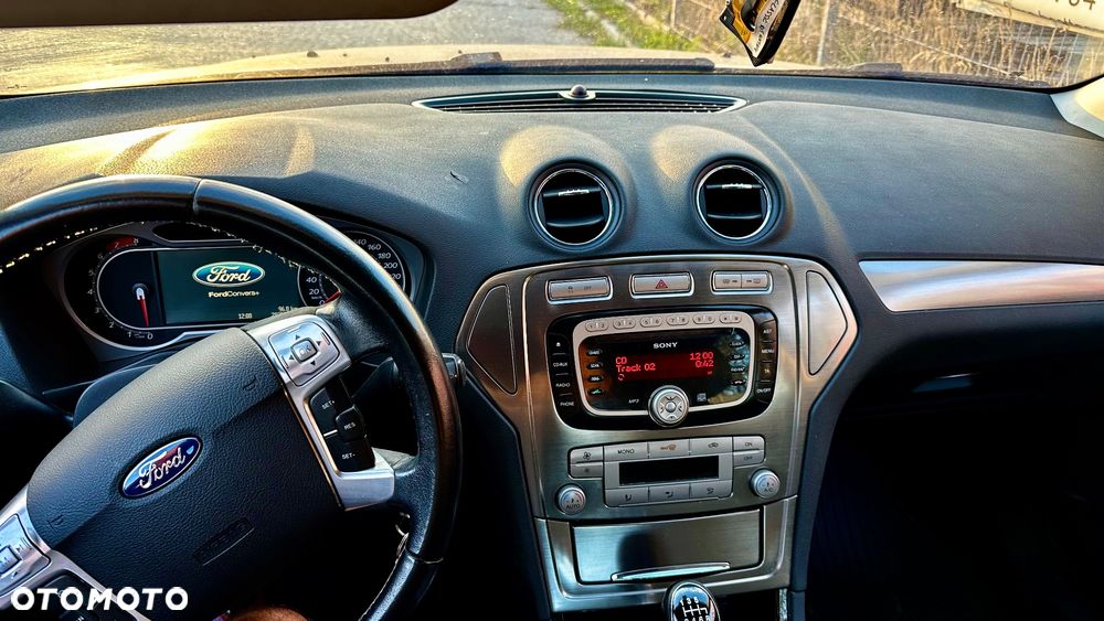 Ford Mondeo 2.5 Titanium - 11