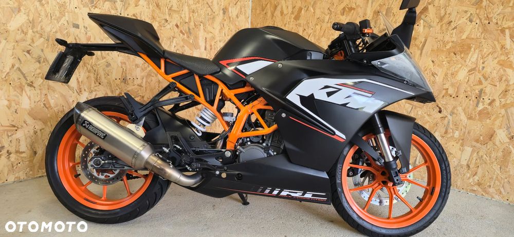 KTM RC 125 - 3