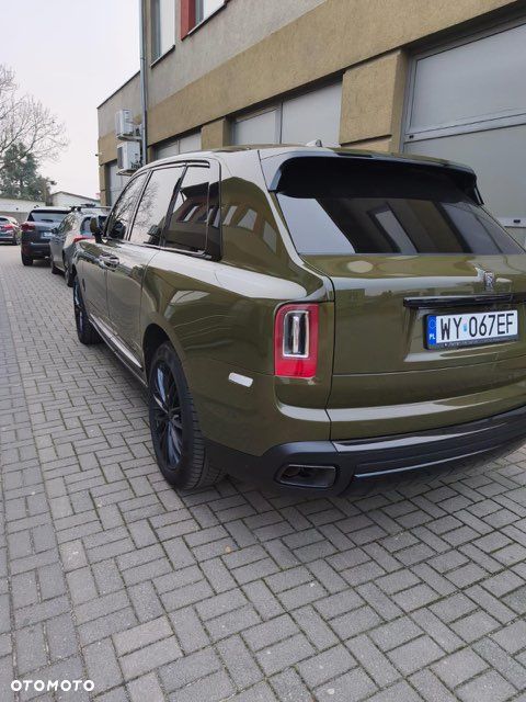 Rolls-Royce Cullinan Black Badge - 18