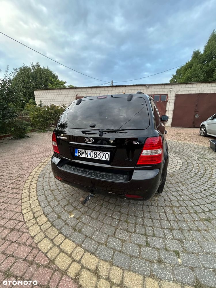 Kia Sorento - 4