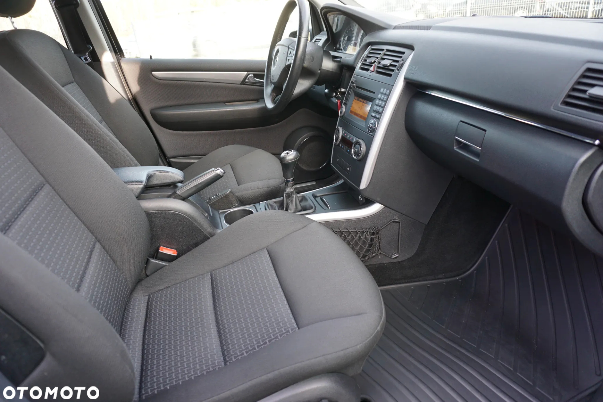Mercedes-Benz Klasa B 200 CDI EU5 - 16
