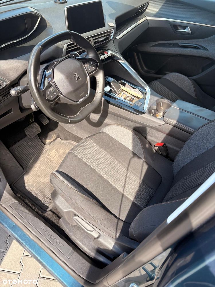 Peugeot 5008 1.6 THP Active S&S EAT6 - 16