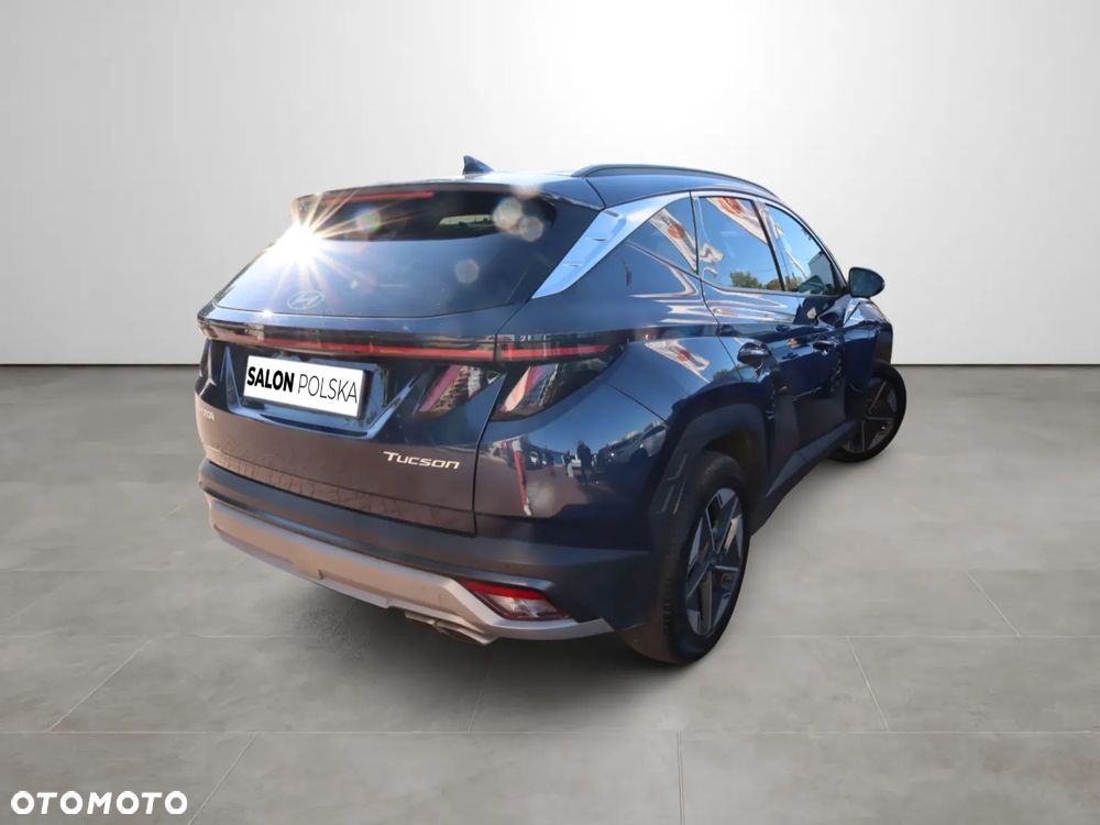 Hyundai Tucson - 2