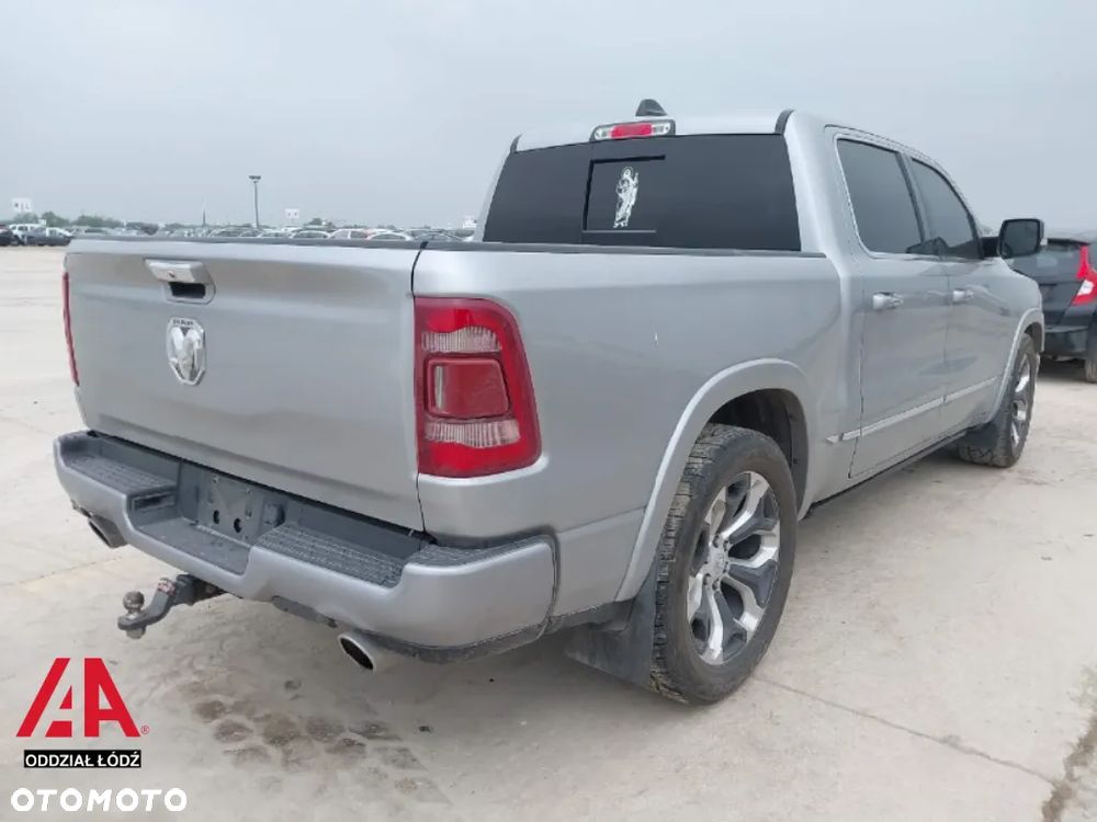 RAM 1500 - 8