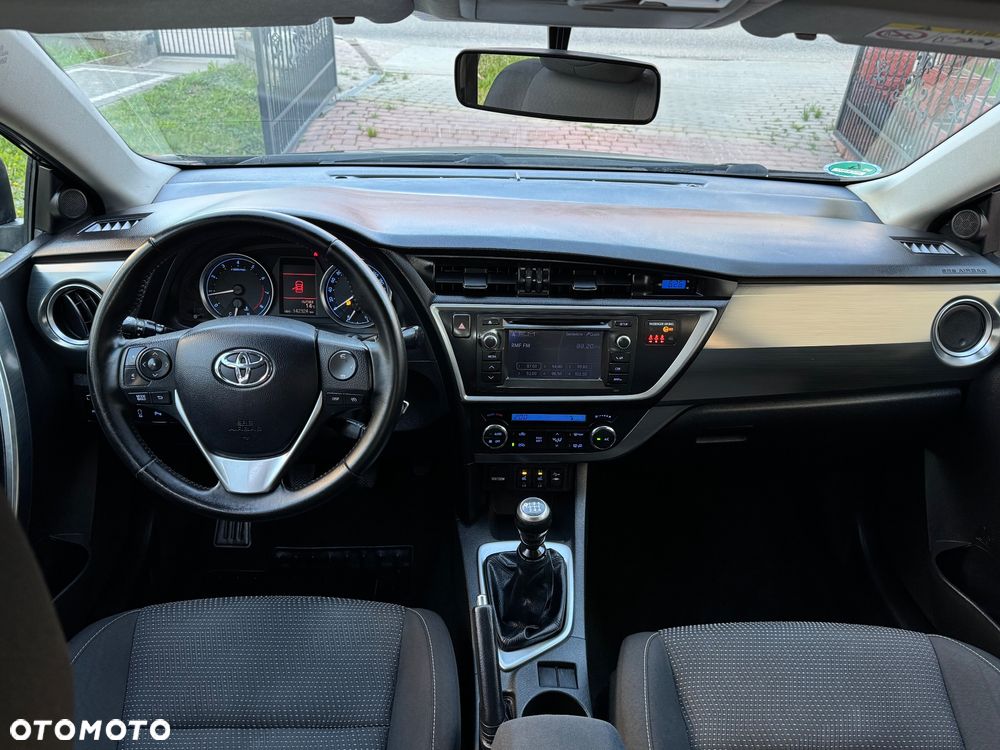 Toyota Auris 1.6 Premium Start - 12