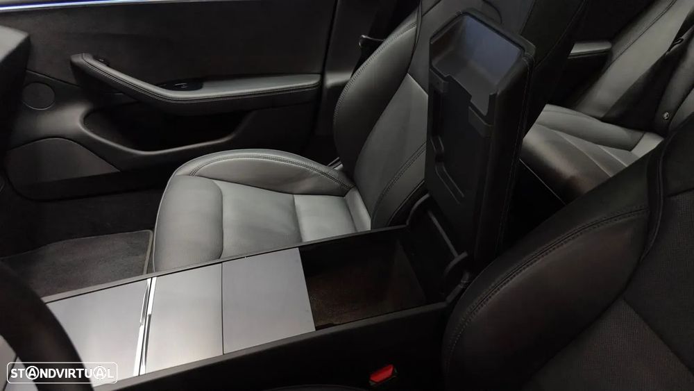Tesla Model 3 Long Range Tração Integral - 17