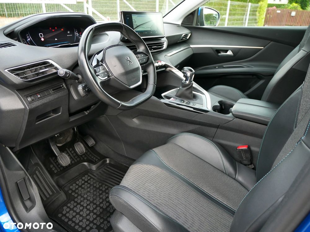 Peugeot 3008 1.5 BlueHDi Allure S&S - 11