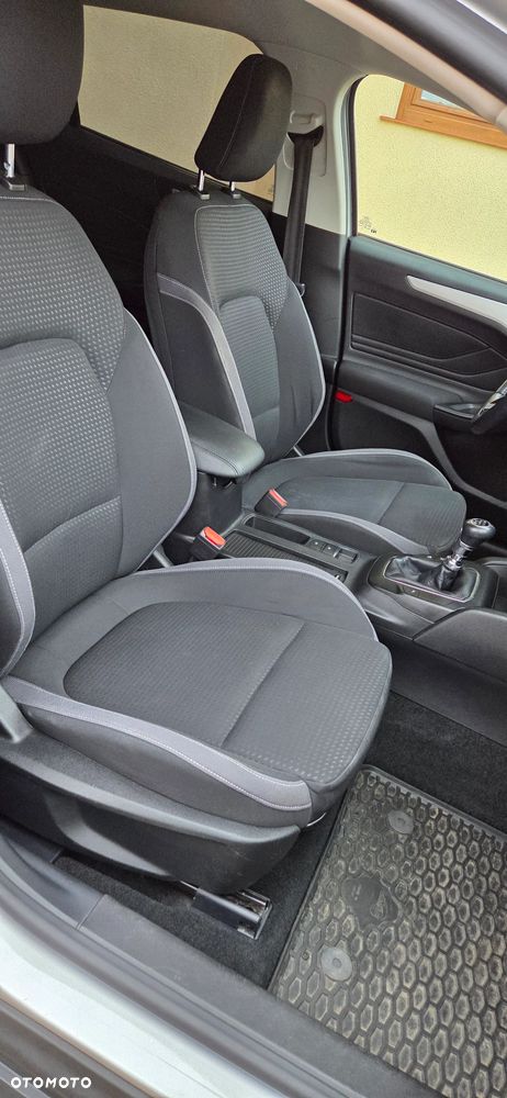 Ford Focus 1.5 TDCi Trend - 23