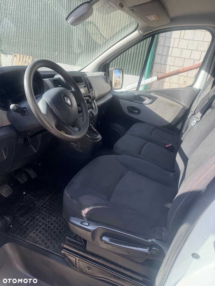 Renault Trafic - 9
