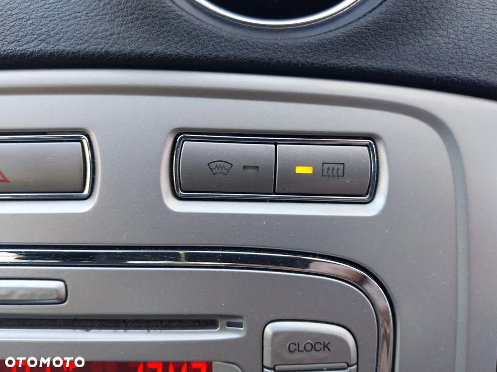 Ford Mondeo 1.8 TDCi Trend - 14