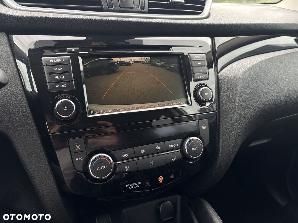 Nissan Qashqai 1.3 DIG-T Acenta - 21