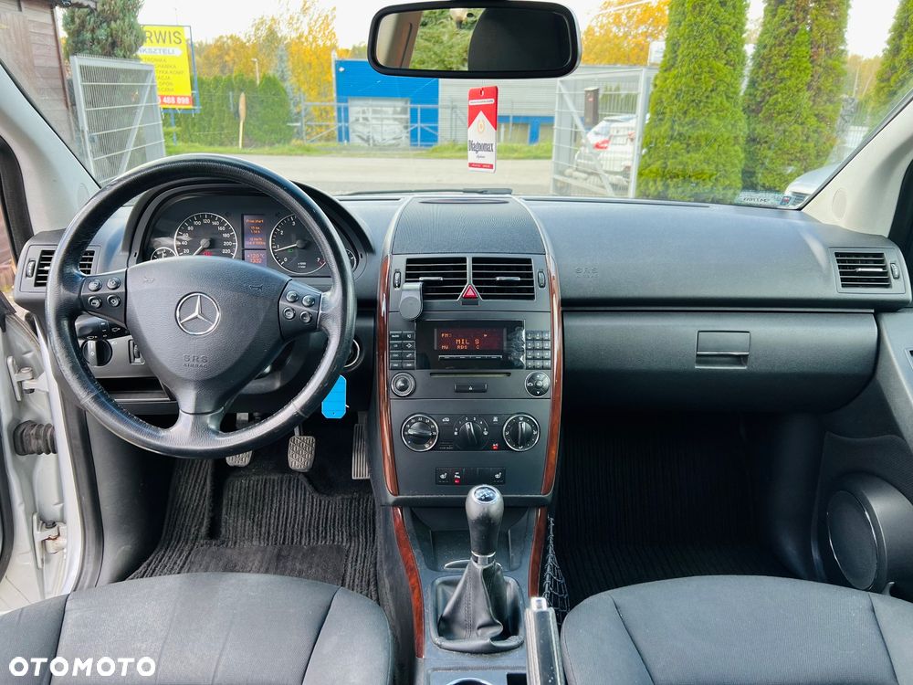 Mercedes-Benz Klasa A 170 Elegance - 13