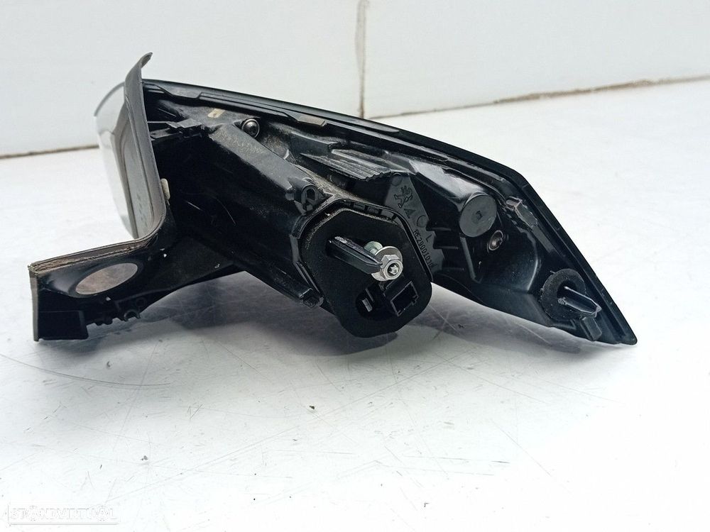 Farolim esquerdo PEUGEOT 2008 II (U_) - 2