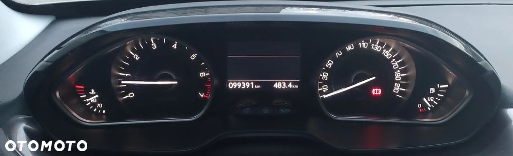 Peugeot 2008 1.6 VTi Allure - 9