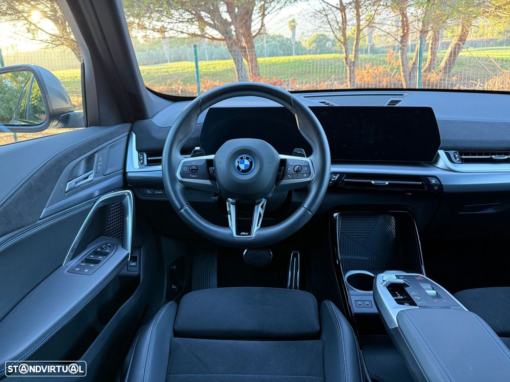 BMW X1 xDrive25e Pack Desportivo M - 38