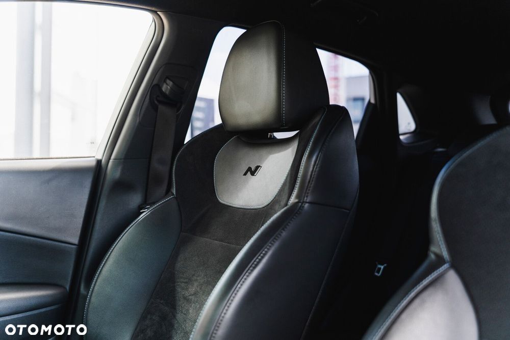 Hyundai Kona - 24