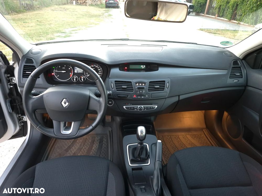 Renault Laguna - 6