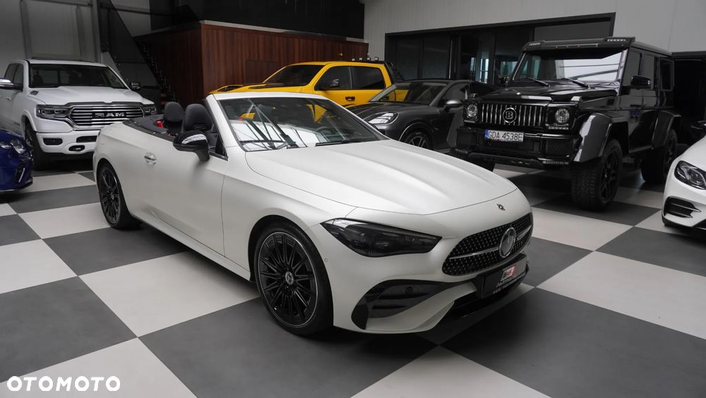 Mercedes-Benz CLE 300 mHEV 4-Matic AMG Line - 2