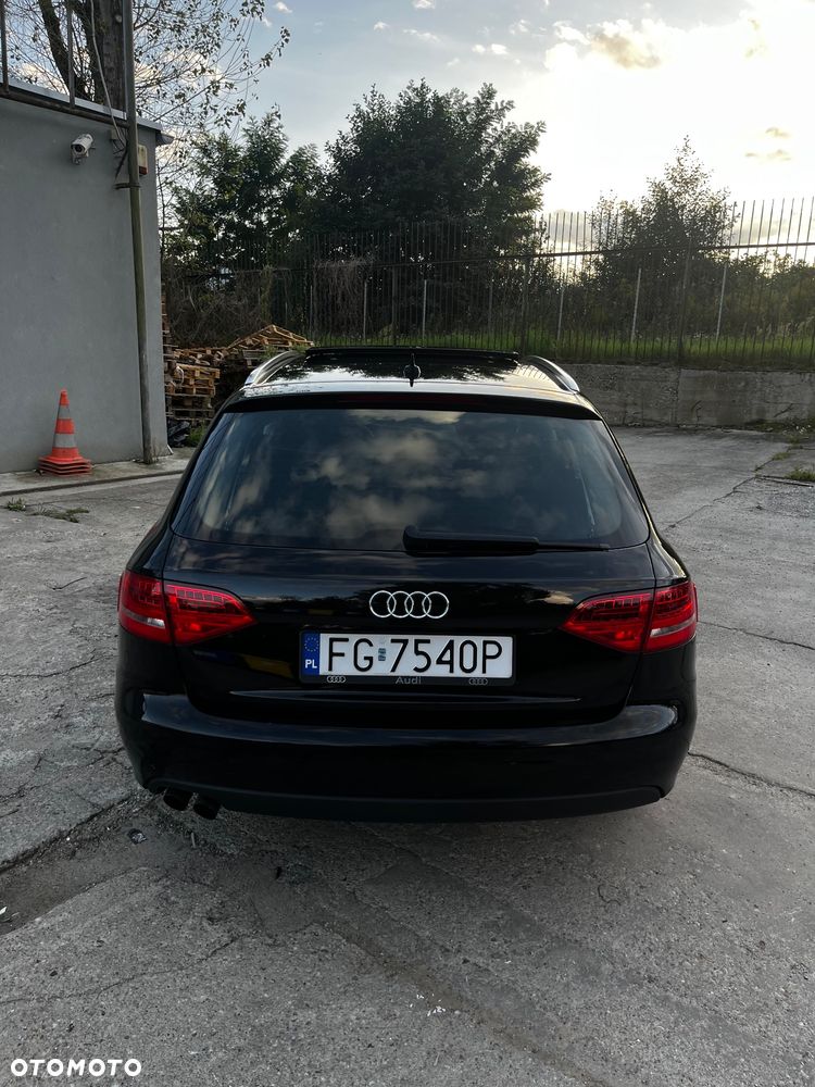 Audi A4 Avant 2.0 TDI - 6