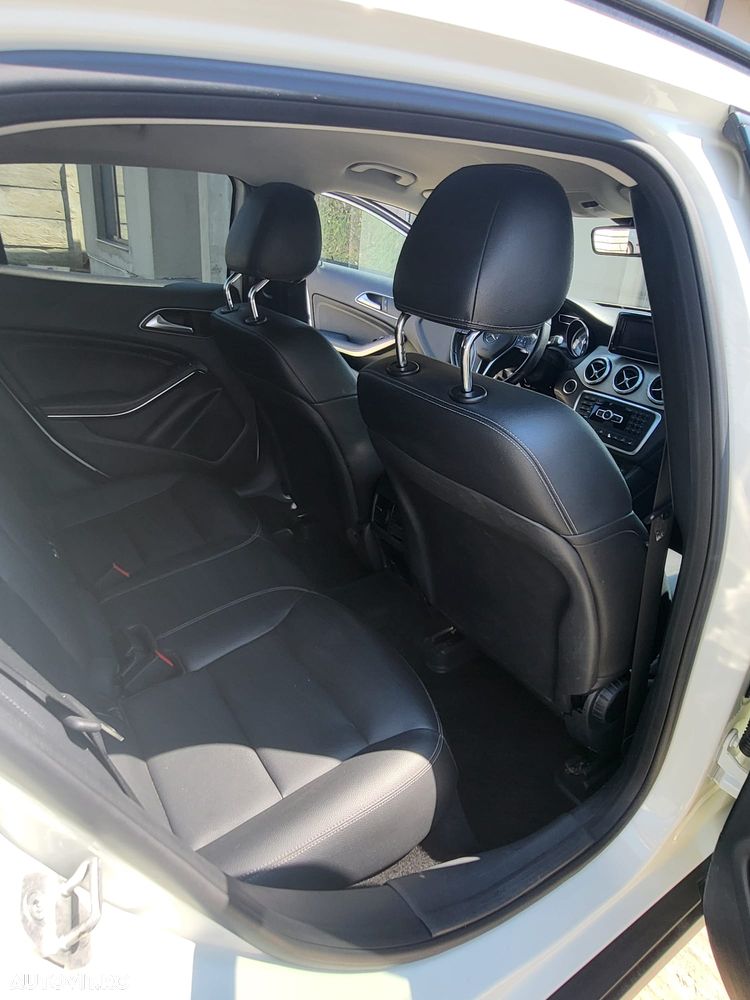 Mercedes-Benz GLA 220 CDI 4MATIC Aut. - 11