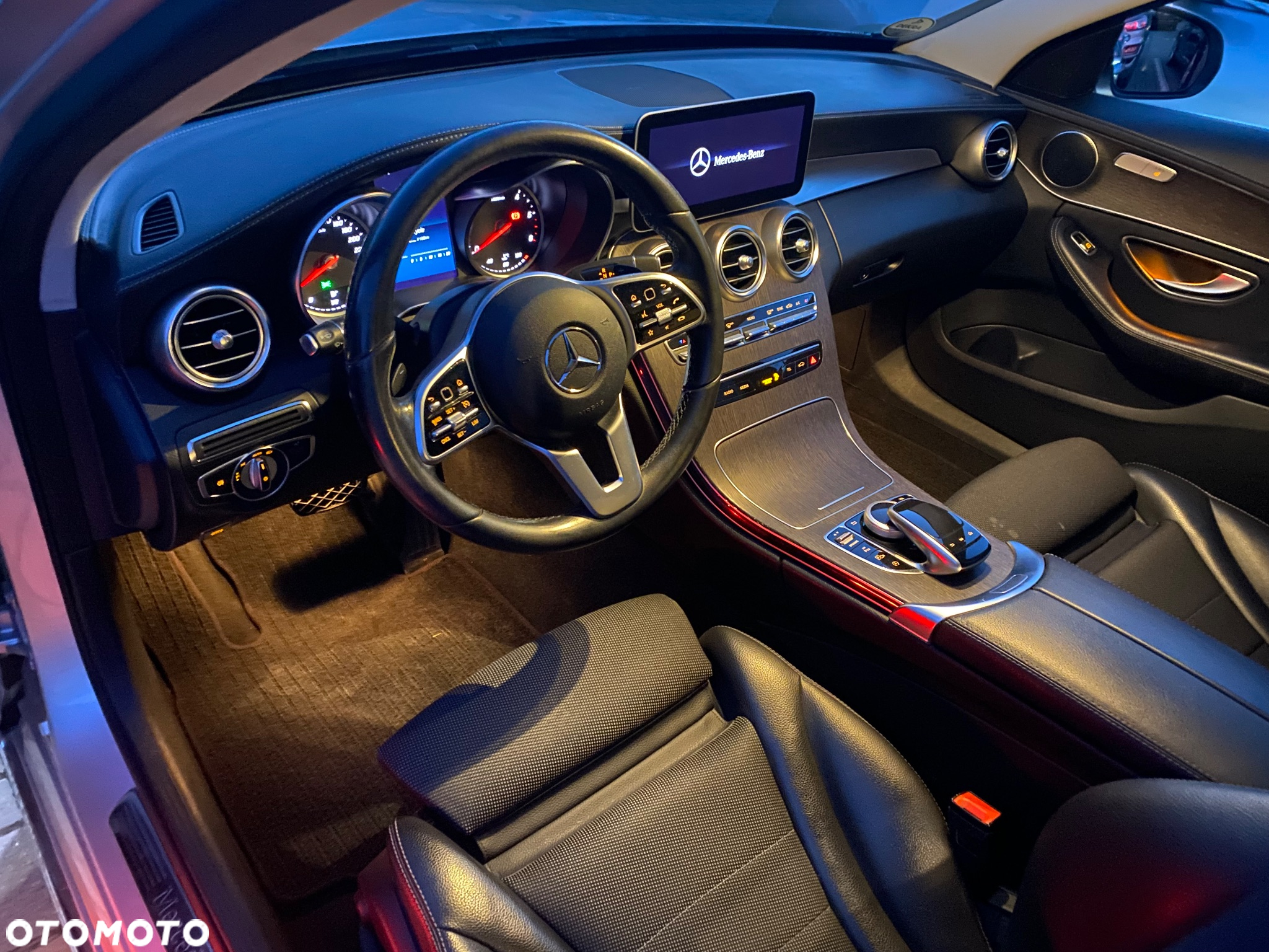 Mercedes-Benz Klasa C 220 d T 9G-TRONIC Exclusive - 29