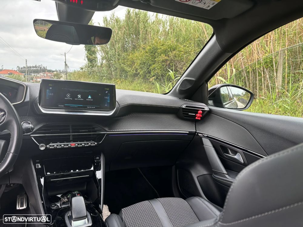 Peugeot e-208 50 kWh GT - 13