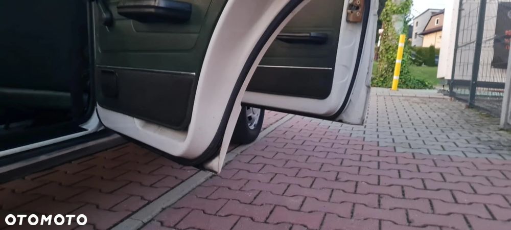 Volkswagen Golf 1.1 - 18