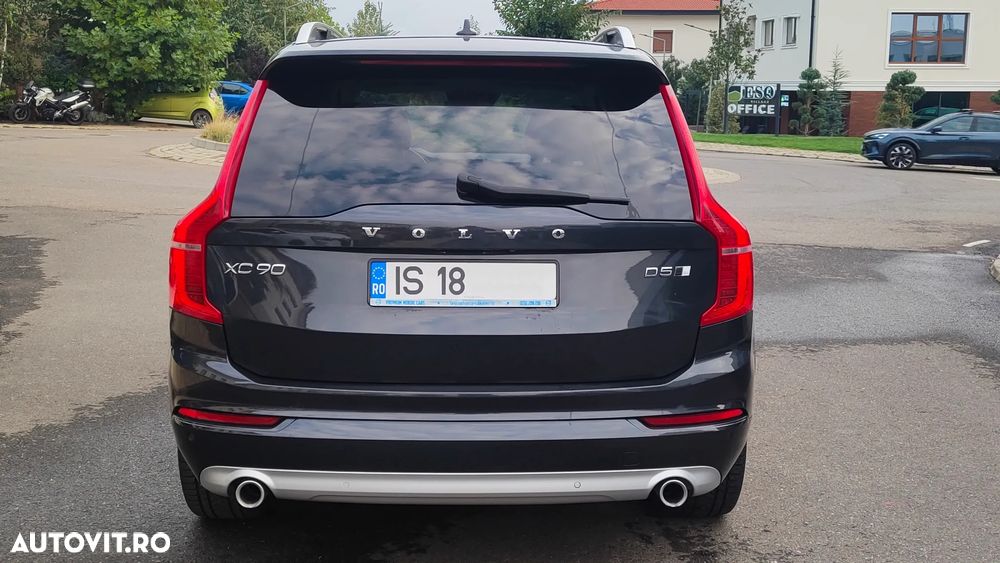 Volvo XC 90 - 7