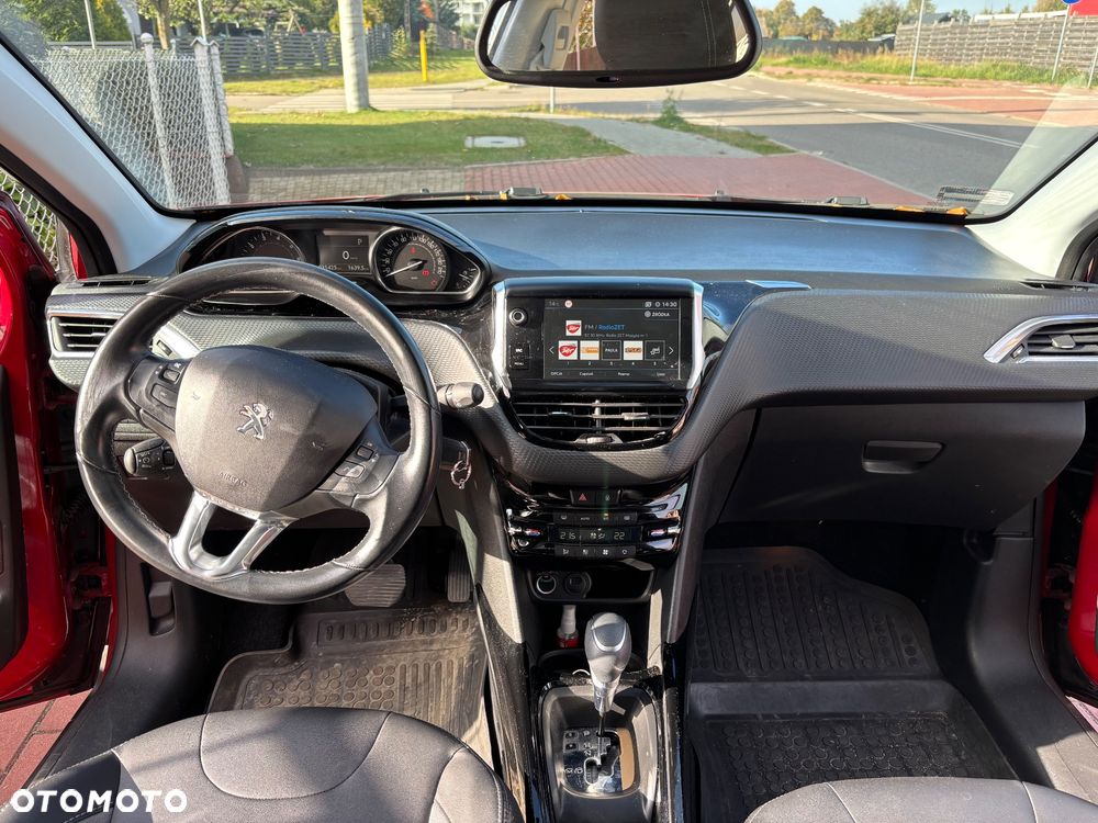 Peugeot 2008 - 8