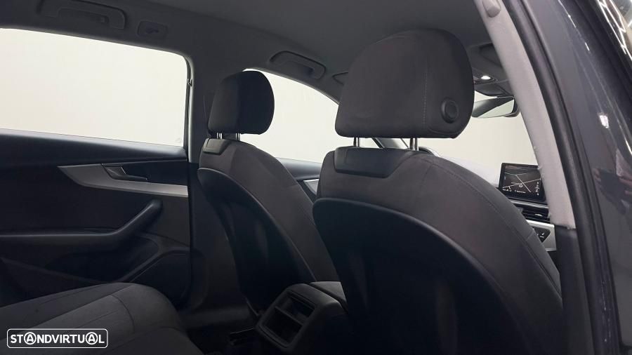 Audi A4 Avant 2.0 TDI Business Line - 28