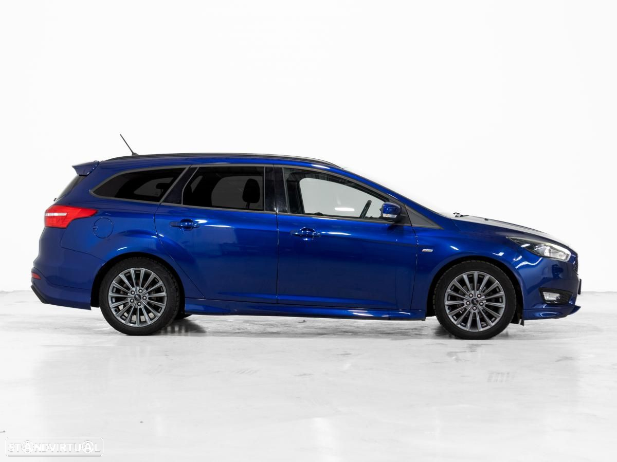 Ford Focus SW 1.5 TDCi ST-Line - 2