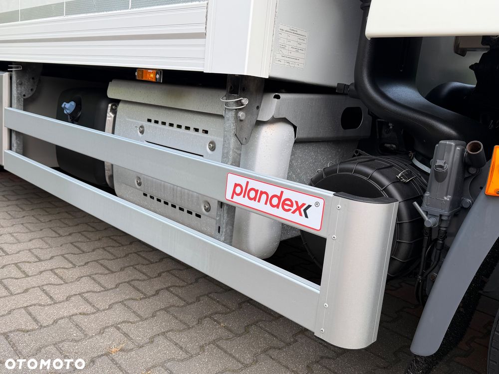 DAF DAF LF 12.260 AUTOMAT / PEŁNY ADR / LODÓWKA /SALON POLSKA / WINDA 1.5 TONY / PRZEBIEG 138.000 TYŚ KM / JEDYNY W POLSCE / FABRYCZNIE NOWY / UNIKAT / ŁÓŻKO / WOZIŁ AMUNICJE / KONTENER CAŁY WYBITY / PACHNIE NOWOŚCIĄ - 12