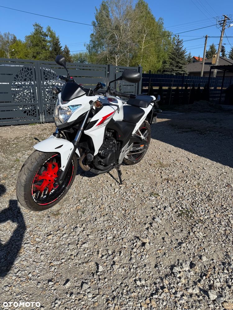 Honda CB - 1
