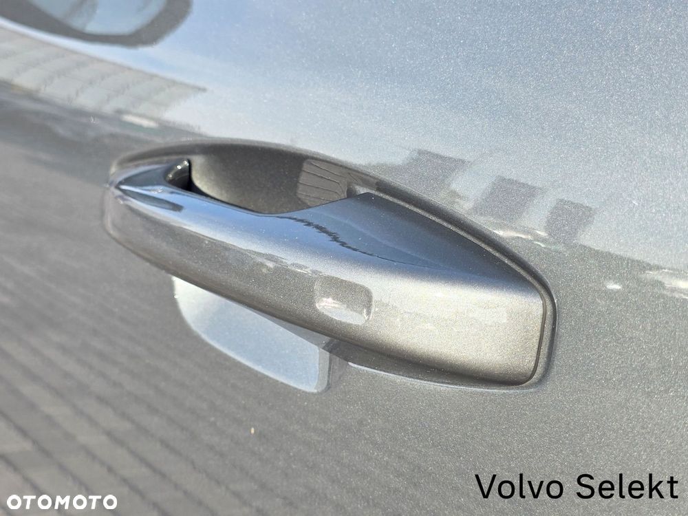 Volvo XC 40 - 33