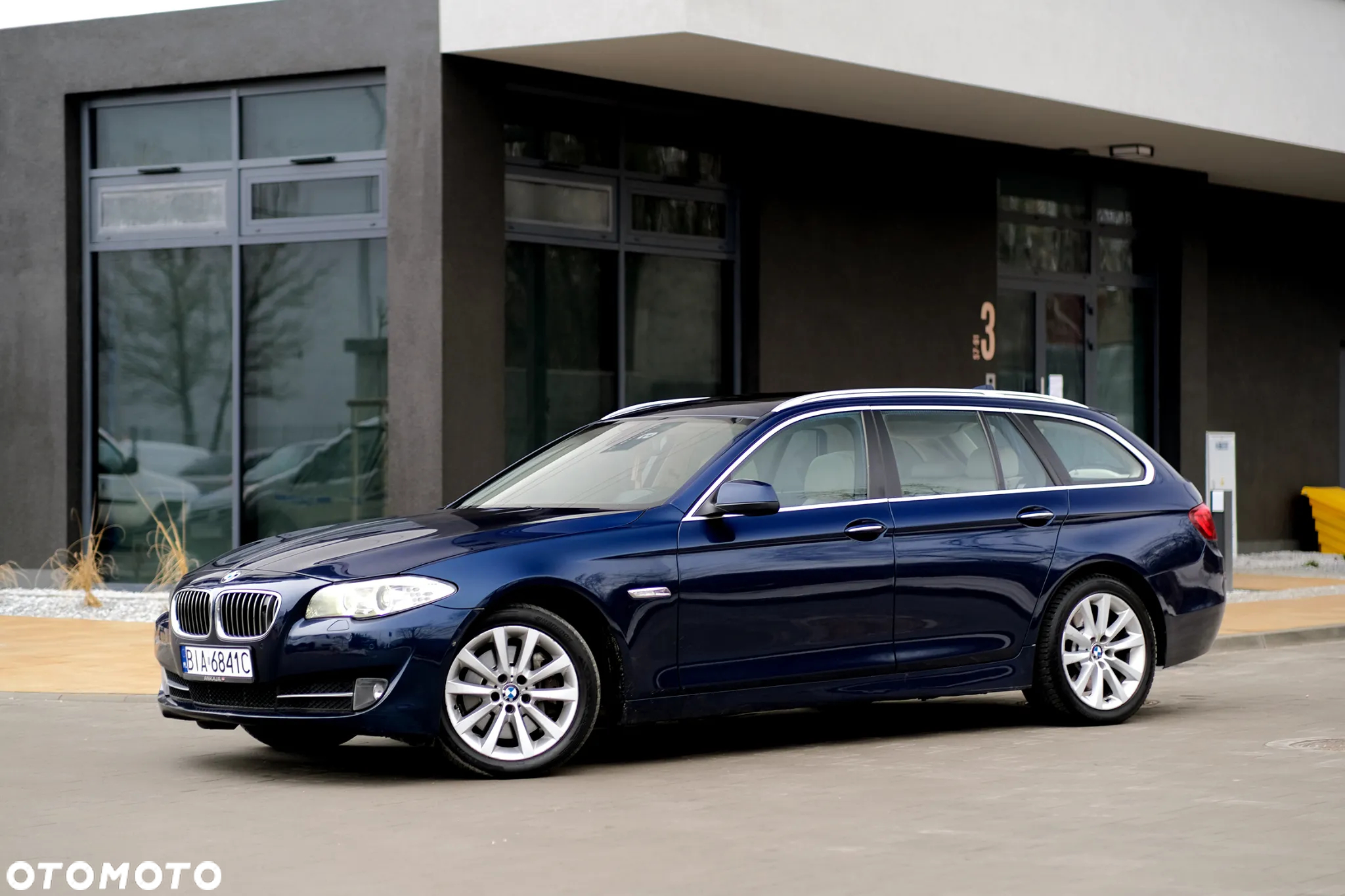 BMW Seria 5 530d xDrive - 8