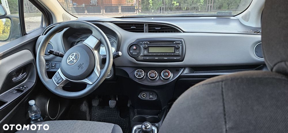 Toyota Yaris - 7