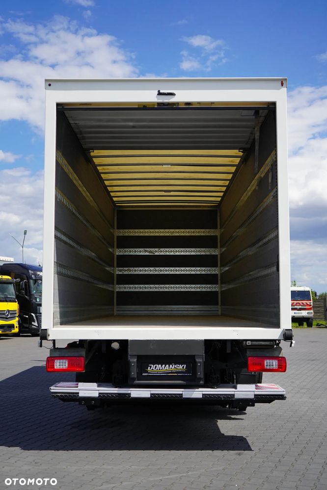 Iveco / S-WAY / 420 / E 6 / KONTENER + WINDA / 20 PALET / RETARDER / OŚ SKRĘTNA / ROLETA - 10