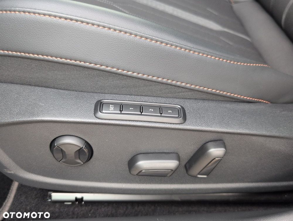 Cupra Formentor - 17