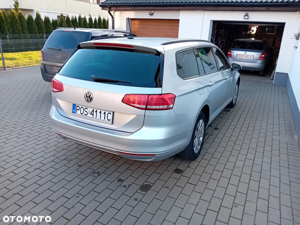 Volkswagen Passat 2.0 TDI SCR DSG Elegance - 5