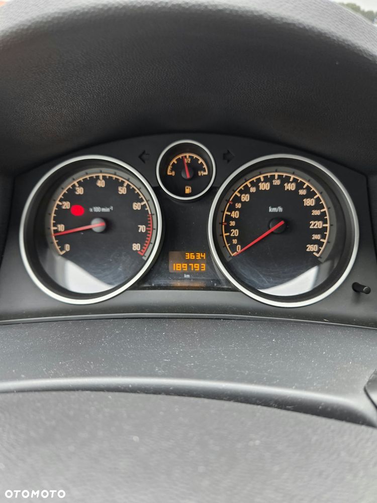 Opel Astra 1.6 Cosmo - 10