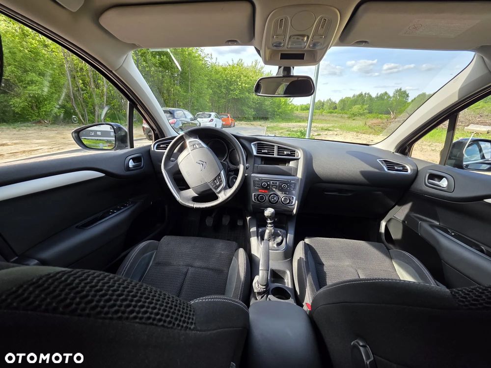 Citroën C4 HDi 115 Attraction - 16