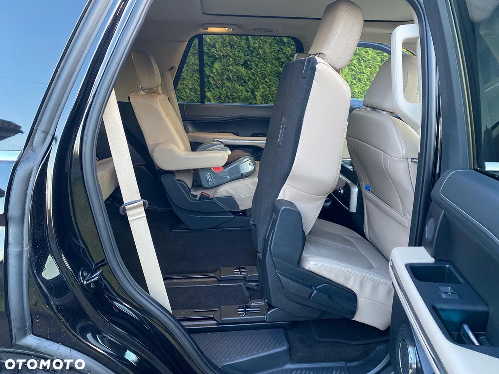 Ford Expedition - 27