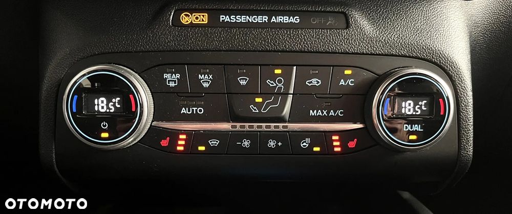 Ford Kuga 2.5P PHEV FWD ST-Line X - 18