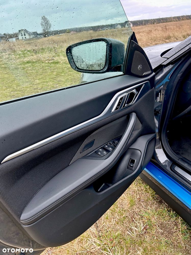 BMW i4 70.3kWh eDrive 35 - 21