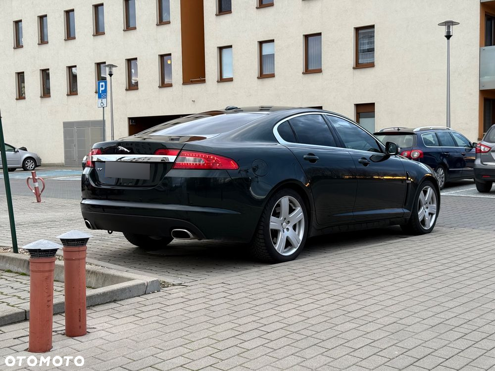Jaguar XF 2.7 V6 D Luxury - 5