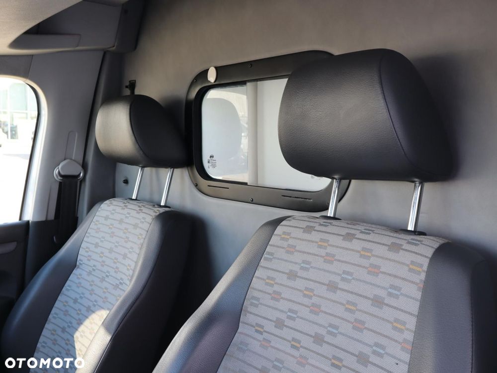 Volkswagen Caddy - 25