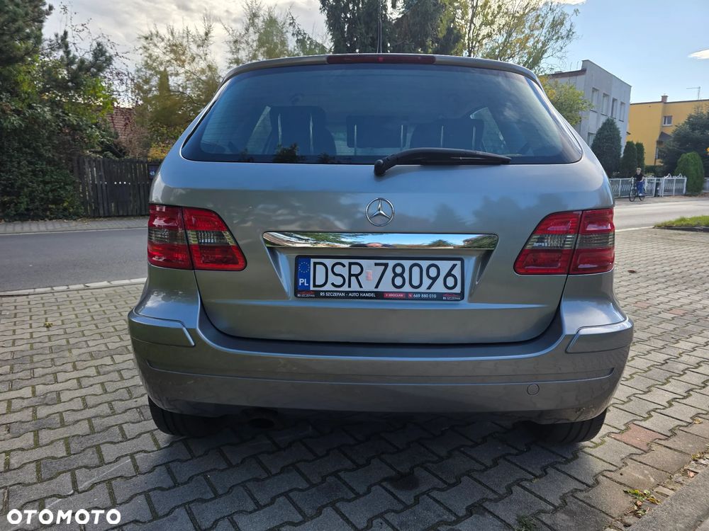 Mercedes-Benz Klasa B 150 - 8