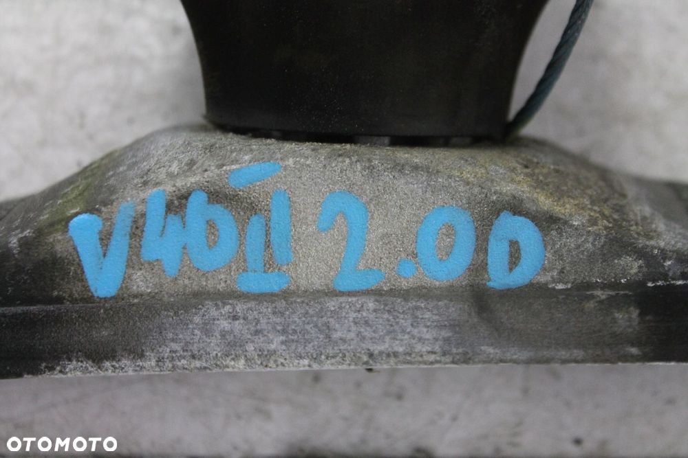 ŁAPA PODUSZKA SILNIKA 31359635 VOLVO V40 II 2.0 D - 2