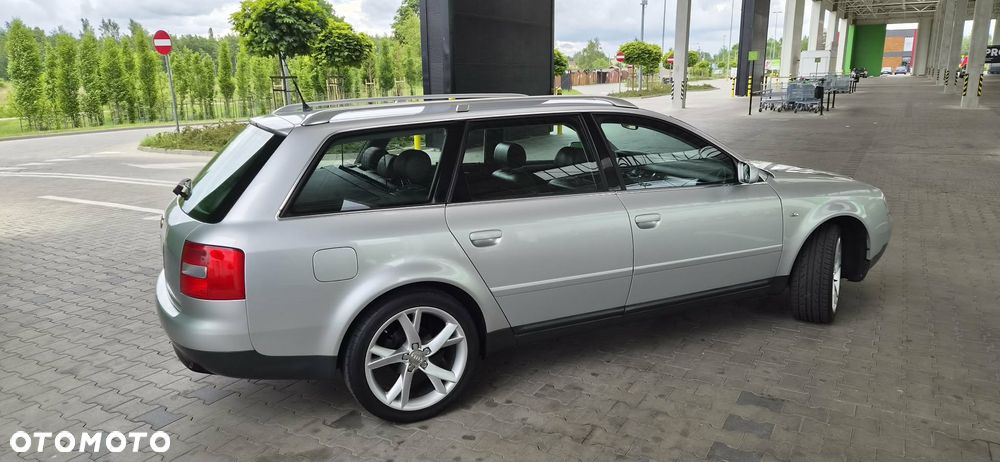 Audi A6 Avant - 4